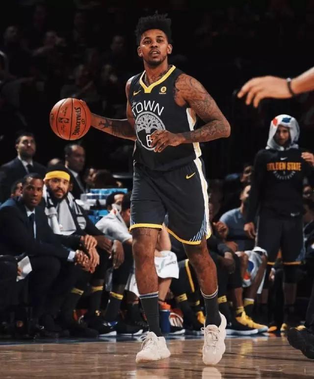 走向的缩影 走向的缩影